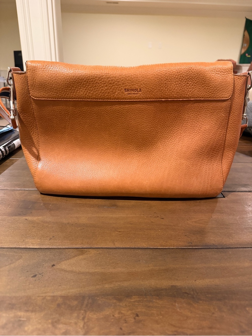 SHINOLA Tan Canfield Relaxed Leather Messenger Bag with Striped Shoulder Strap - Picture 3 of 11